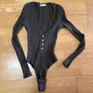 Makers of Dreams Cotton Ribbed Deep V Snap Front Preppy Boho Khloe K Bodysuit L